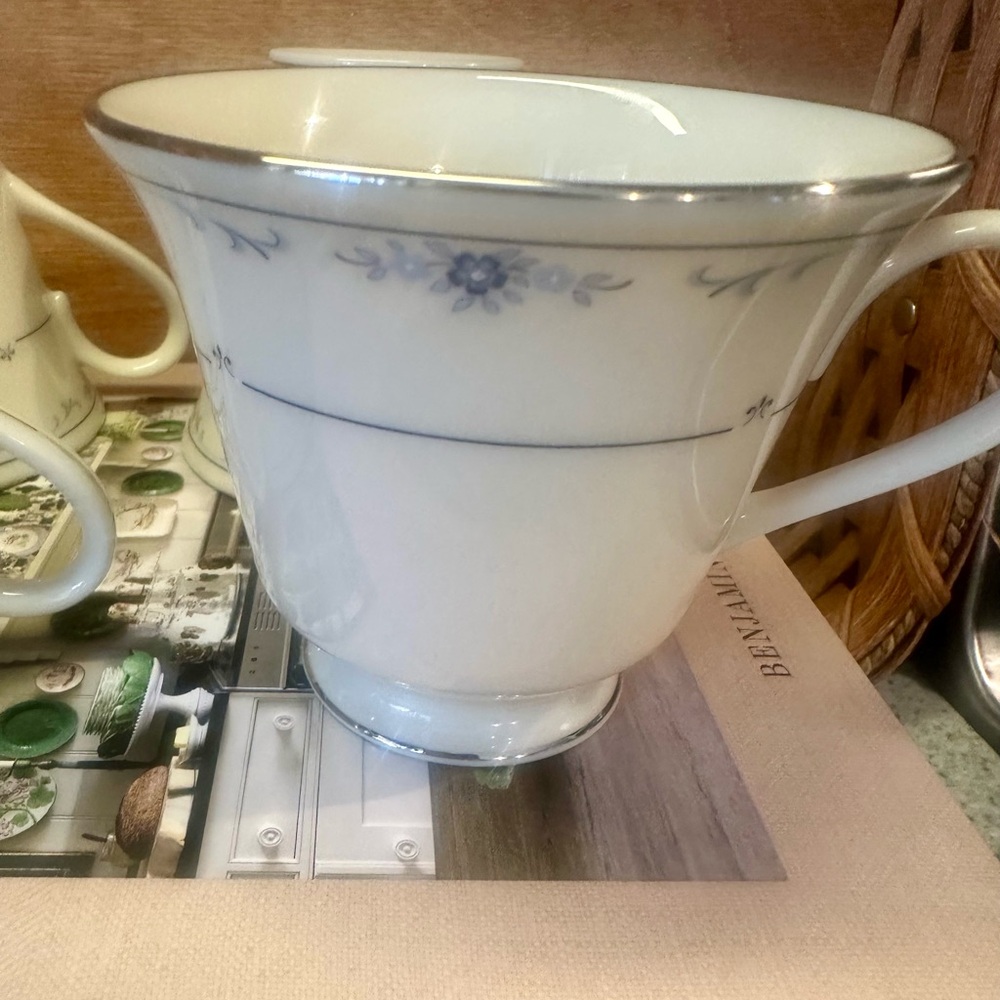 Vintage Lenox Set of 4 Carolina Blue Tea Cups